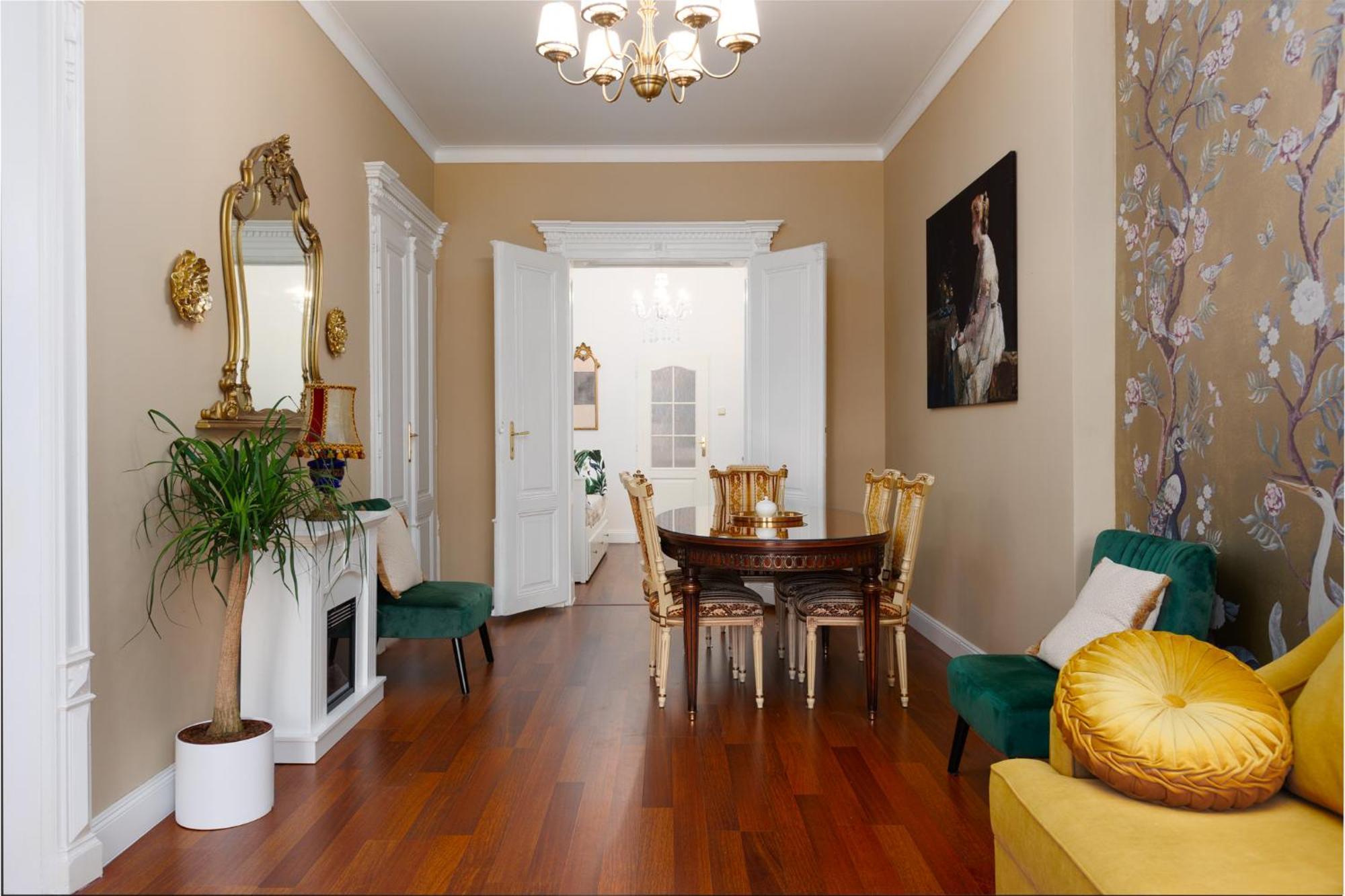 Rezidence Makart Apartamento KLV Exterior foto