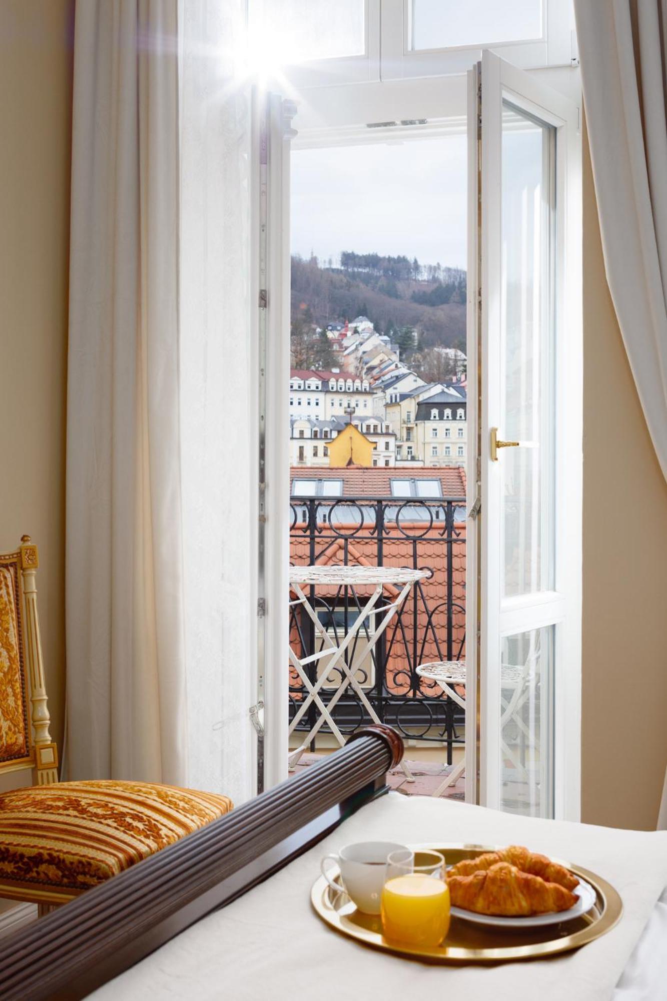 Rezidence Makart Apartamento KLV Exterior foto